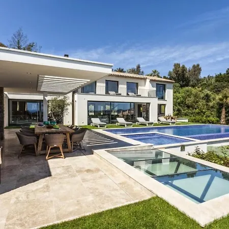 Stunning Luxury Modern With Incredible Ocean Views Dom wakacyjny